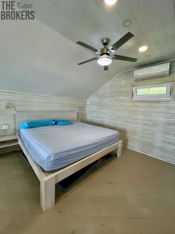 Prodej rodinného domu, Coxen Hole, Roatán, Honduras, 106 m2