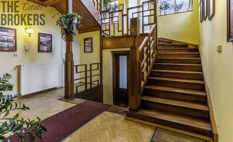 Pronájem kanceláře, Praha - Libeň, V Holešovičkách, 100 m2