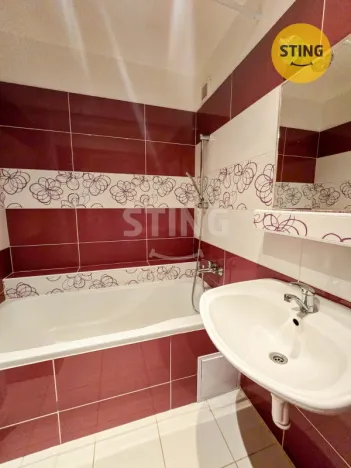 Prodej bytu 2+1, Karviná, Okružní, 64 m2