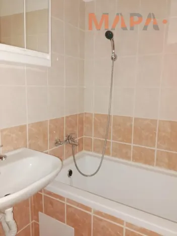 Pronájem bytu 2+1, Jirkov, Karla Čapka, 49 m2