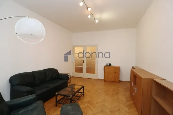 Pronájem bytu 2+1, Praha, Lucemburská, 81 m2