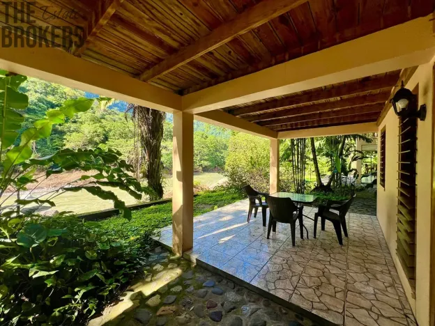 Prodej rodinného domu, La Ceiba, Honduras, 4080 m2