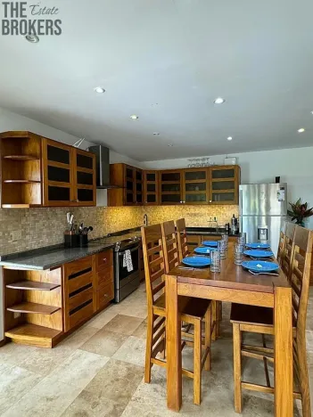 Prodej rodinného domu, Coxen Hole, Roatán, Honduras, 668 m2