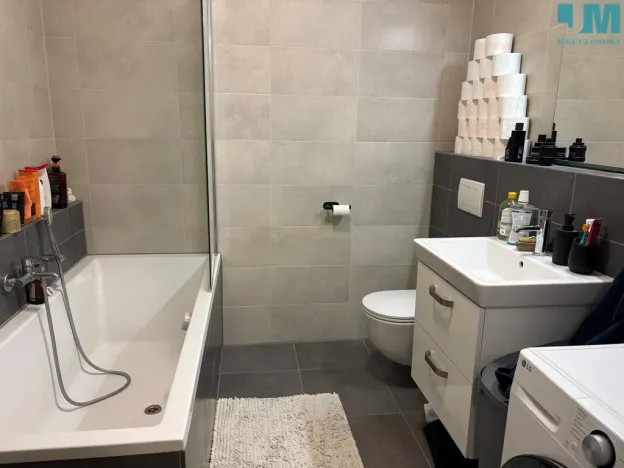 Pronájem bytu 2+kk, Třebíč, Okružní, 61 m2