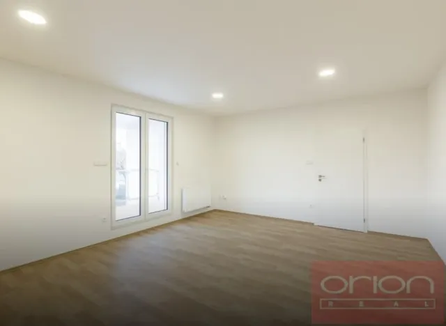 Pronájem rodinného domu, Praha, Ke smrčině, 260 m2