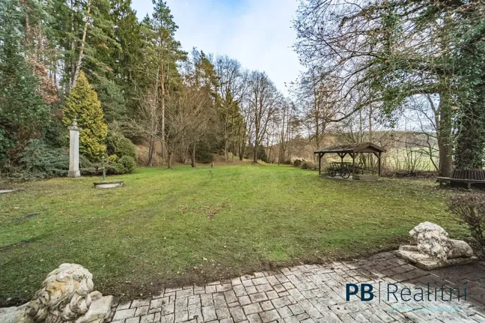 Prodej rodinného domu, Křemže, 450 m2