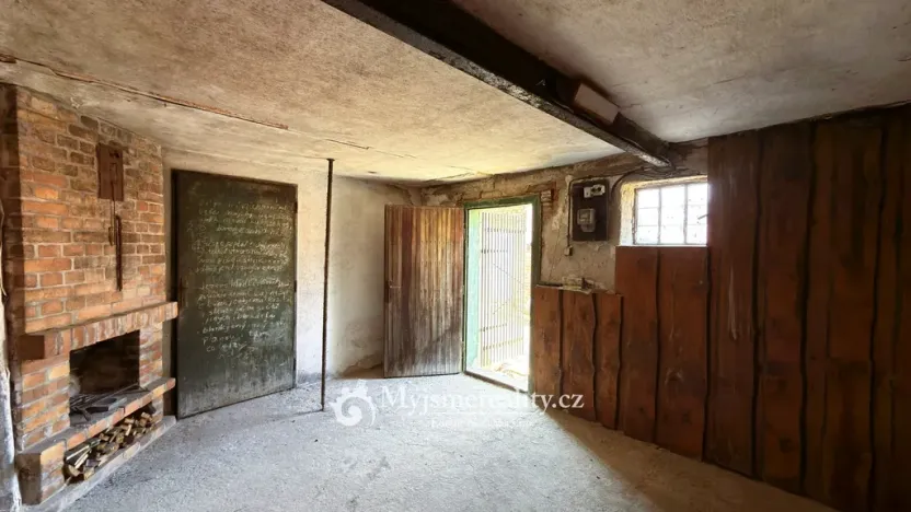 Prodej - jiné, Boleradice, 25 m2