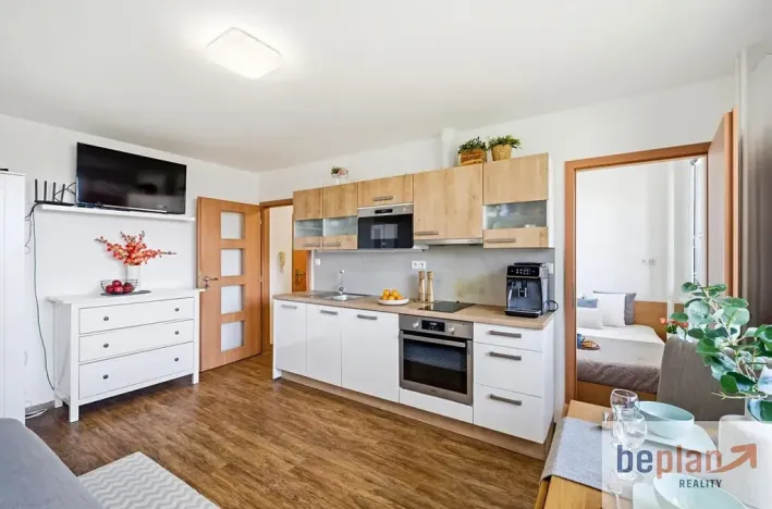 Prodej bytu 2+kk, Praha - Troja, Písečná, 26 m2