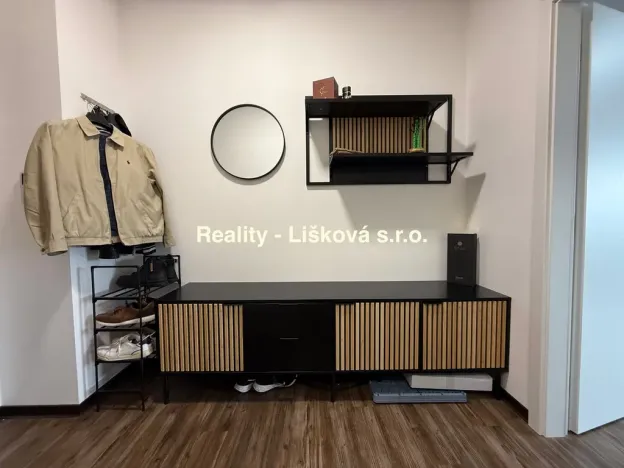 Pronájem bytu 1+kk, Ústí nad Labem, Velká Hradební, 40 m2