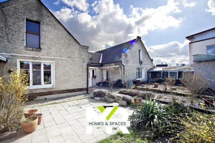 Prodej rodinného domu, Praha - Třeboradice, V Pačátkách, 200 m2