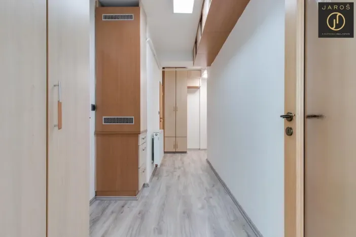 Pronájem bytu 2+kk, Praha - Libeň, Nad Rokoskou, 54 m2