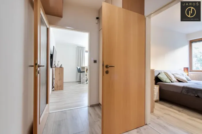 Pronájem bytu 2+kk, Praha - Libeň, Nad Rokoskou, 54 m2