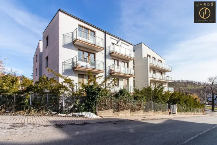 Pronájem bytu 2+kk, Praha - Libeň, Nad Rokoskou, 54 m2