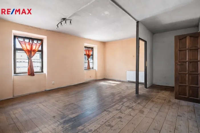 Prodej zemědělské usedlosti, Hluboké Dvory, 760 m2