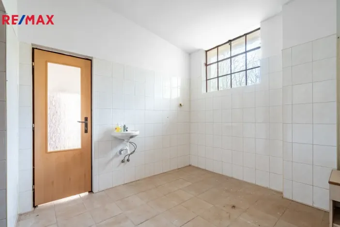 Prodej zemědělské usedlosti, Hluboké Dvory, 760 m2