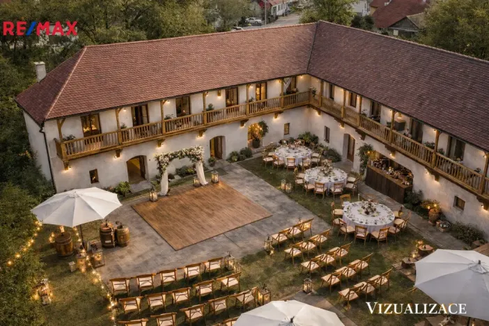 Prodej zemědělské usedlosti, Hluboké Dvory, 760 m2