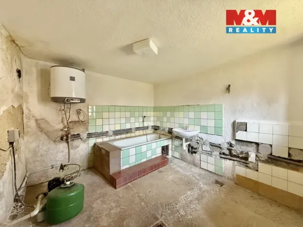 Prodej rodinného domu, Okřesaneč, 115 m2