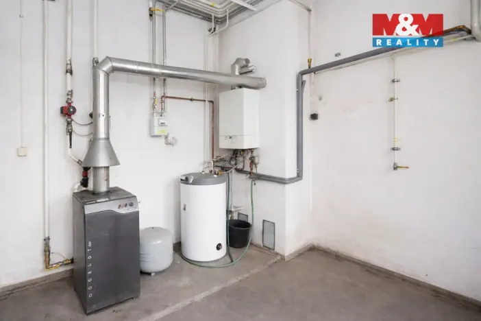 Prodej obchodního prostoru, Havlíčkův Brod, Žižkova, 690 m2