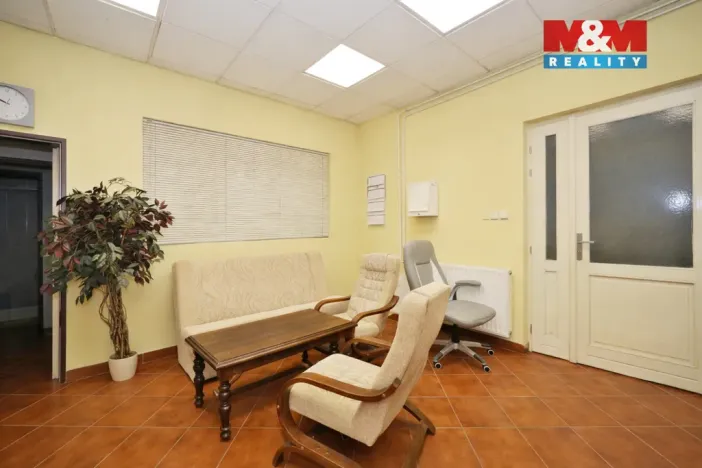 Prodej obchodního prostoru, Havlíčkův Brod, Žižkova, 690 m2