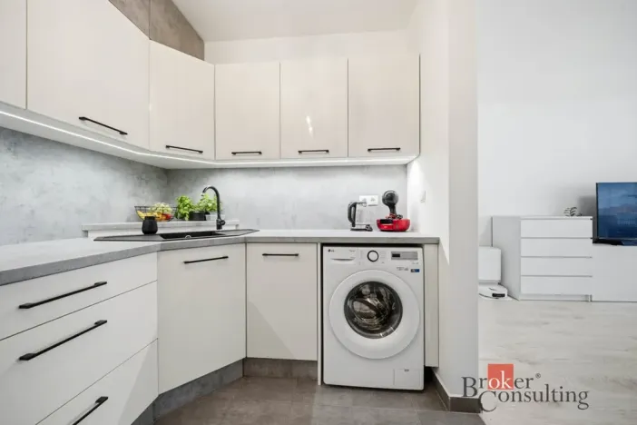 Prodej bytu 2+kk, Hradec Králové - Nový Hradec Králové, Antonína Petrofa, 54 m2