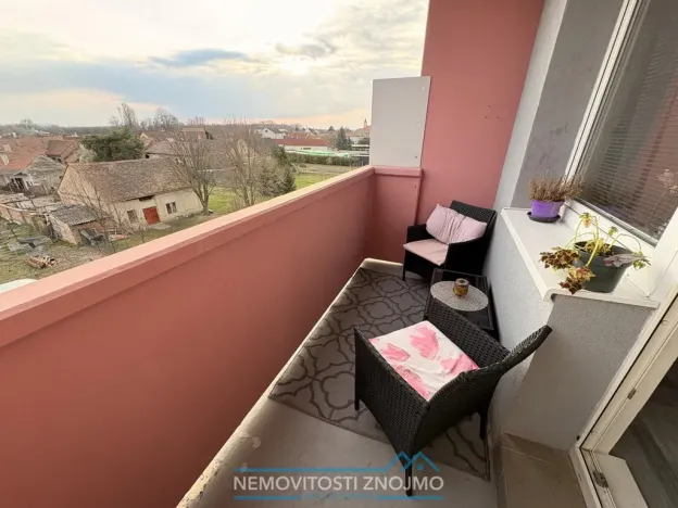 Pronájem bytu 3+1, Hevlín, 74 m2