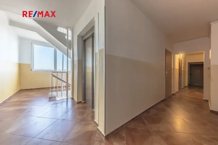 Prodej bytu 2+kk, Praha - Kamýk, Pšenčíkova, 43 m2