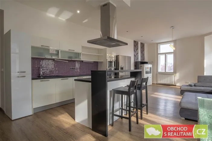 Pronájem bytu 3+kk, Praha, Dejvická, 106 m2