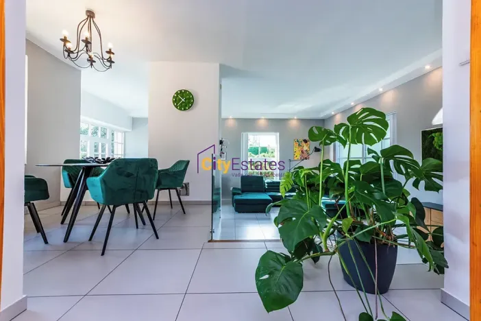 Pronájem rodinného domu, Praha - Šeberov, Zadní, 212 m2