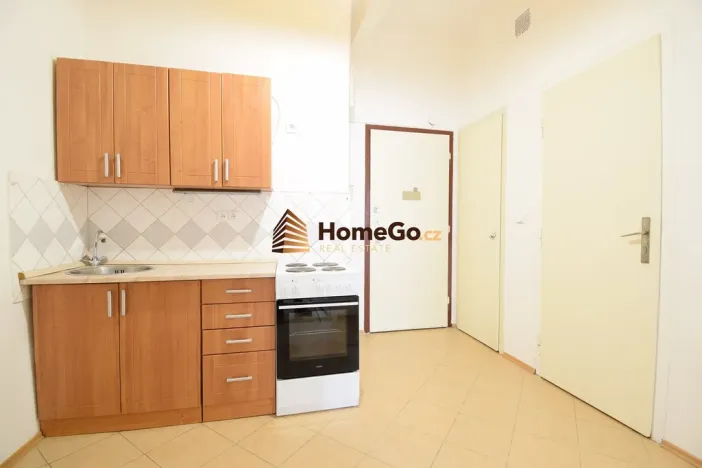 Pronájem bytu 2+1, Praha - Nusle, U gymnázia, 60 m2