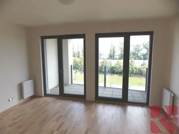 Pronájem bytu 3+kk, Praha - Karlín, U Mlýnského kanálu, 100 m2