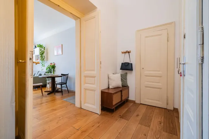 Pronájem bytu 2+kk, Praha - Vršovice, Kodaňská, 55 m2