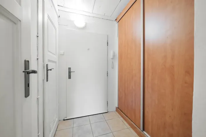 Pronájem bytu 2+kk, Praha - Smíchov, Holečkova, 39 m2