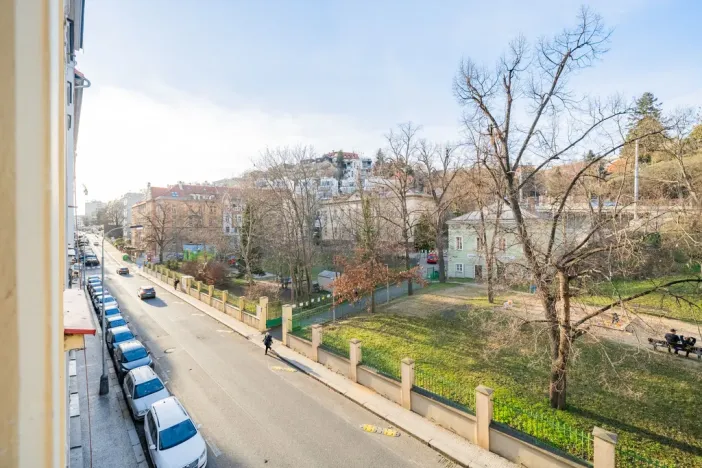 Pronájem bytu 2+kk, Praha - Smíchov, Holečkova, 39 m2