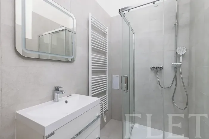 Prodej bytu 2+kk, Praha - Holešovice, U vody, 45 m2