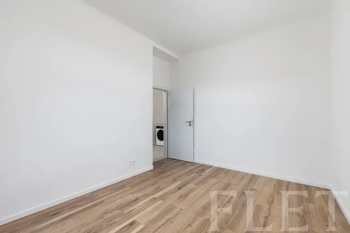 Prodej bytu 2+kk, Praha - Holešovice, U vody, 45 m2
