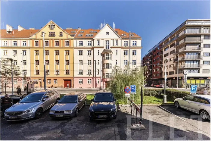Prodej bytu 1+1, Praha - Holešovice, Dělnická, 55 m2