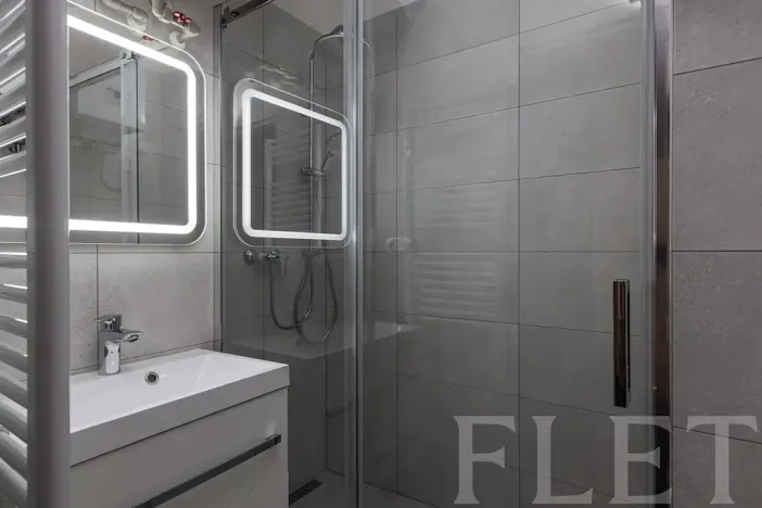 Prodej bytu 2+kk, Praha - Holešovice, U garáží, 44 m2