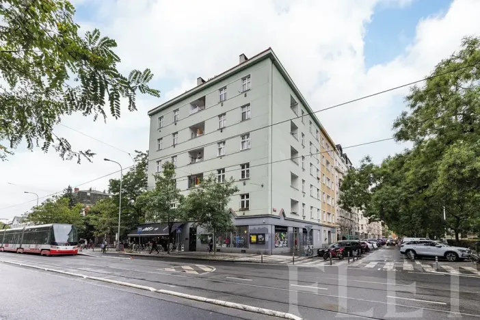 Prodej bytu 2+kk, Praha - Holešovice, Komunardů, 50 m2