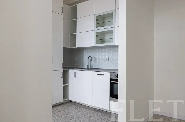 Prodej bytu 2+1, Praha - Holešovice, Stupkova, 48 m2