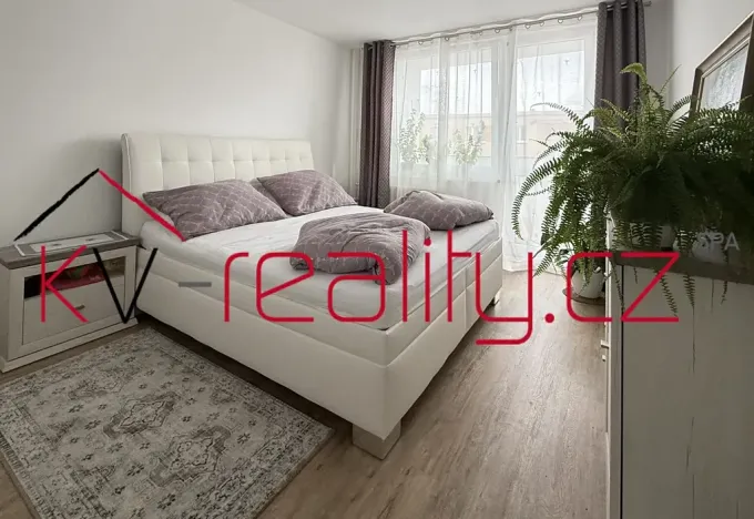 Pronájem bytu 2+1, Karlovy Vary, Klínovecká, 64 m2