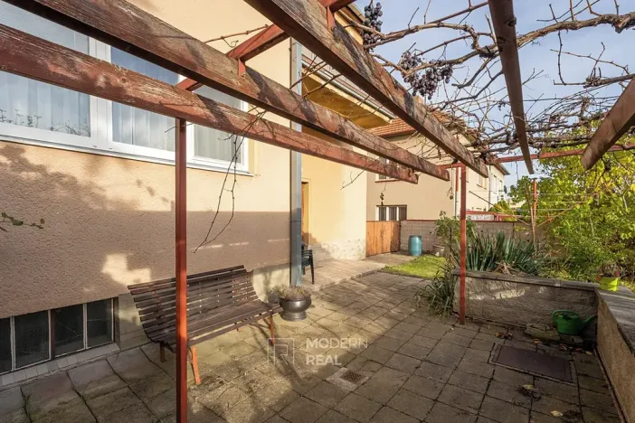 Prodej rodinného domu, Hustopeče, Komenského, 261 m2