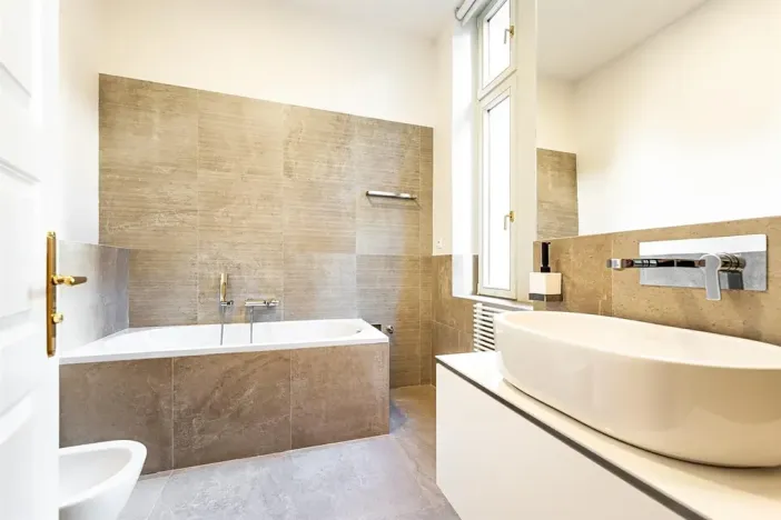 Pronájem bytu 3+1, Praha - Nové Město, Bolzanova, 93 m2