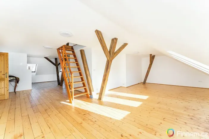 Prodej bytu 4+1, Praha - Smíchov, Klamovka, 146 m2