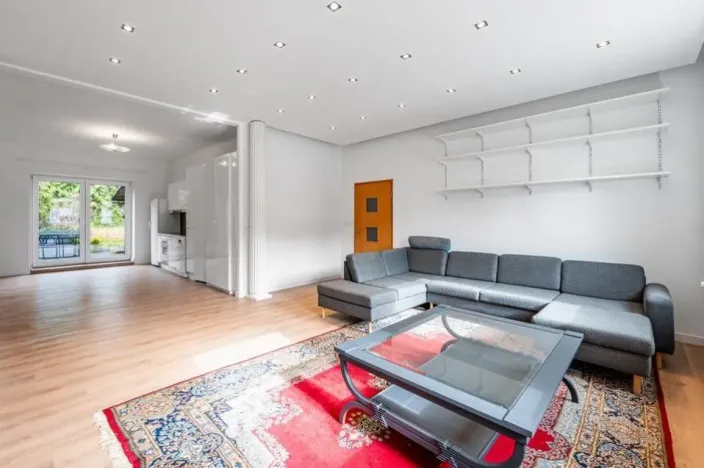 Pronájem rodinného domu, Praha - Kobylisy, Sedlecká, 200 m2