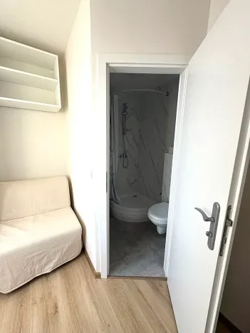 Pronájem bytu 1+kk, Kladno, Hřebečská, 16 m2