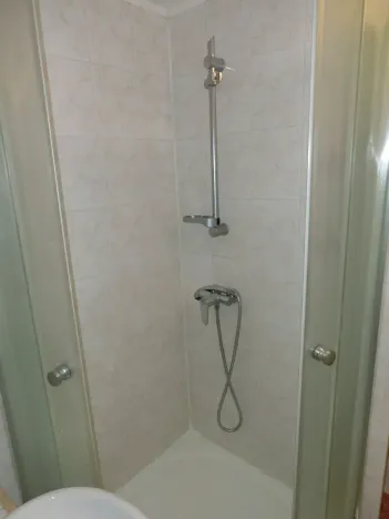 Prodej bytu 1+1, Ostrov, Kollárova, 36 m2