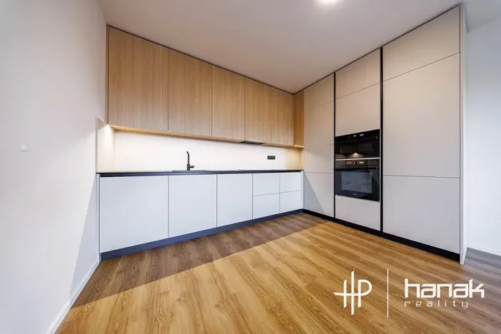 Pronájem bytu 2+kk, Olomouc, Loudova, 55 m2