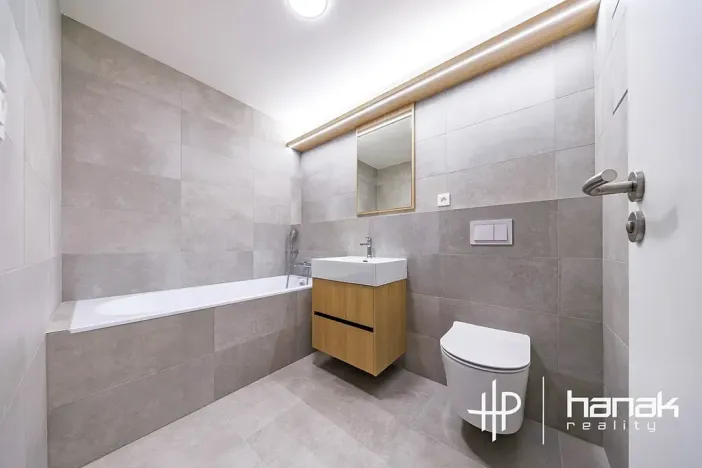 Pronájem bytu 2+kk, Olomouc, Loudova, 55 m2