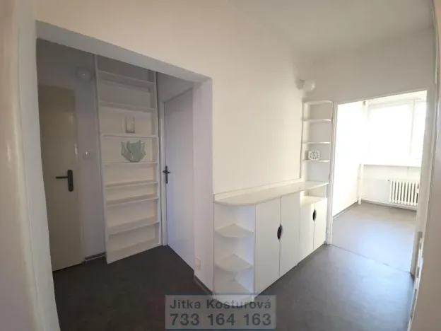 Prodej bytu 3+1, Opava - Kateřinky, Holasická, 76 m2