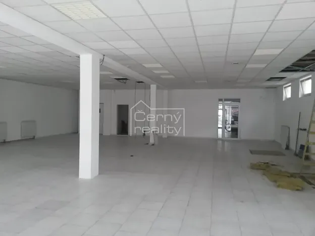 Pronájem obchodního prostoru, Pardubice, Smetanovo náměstí, 398 m2